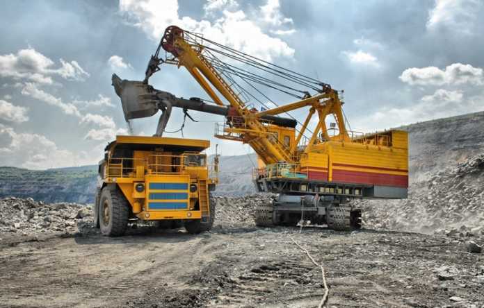 Loading of iron ore